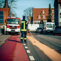 2023-12-27_THL1-Straße-reinigen_03.jpg